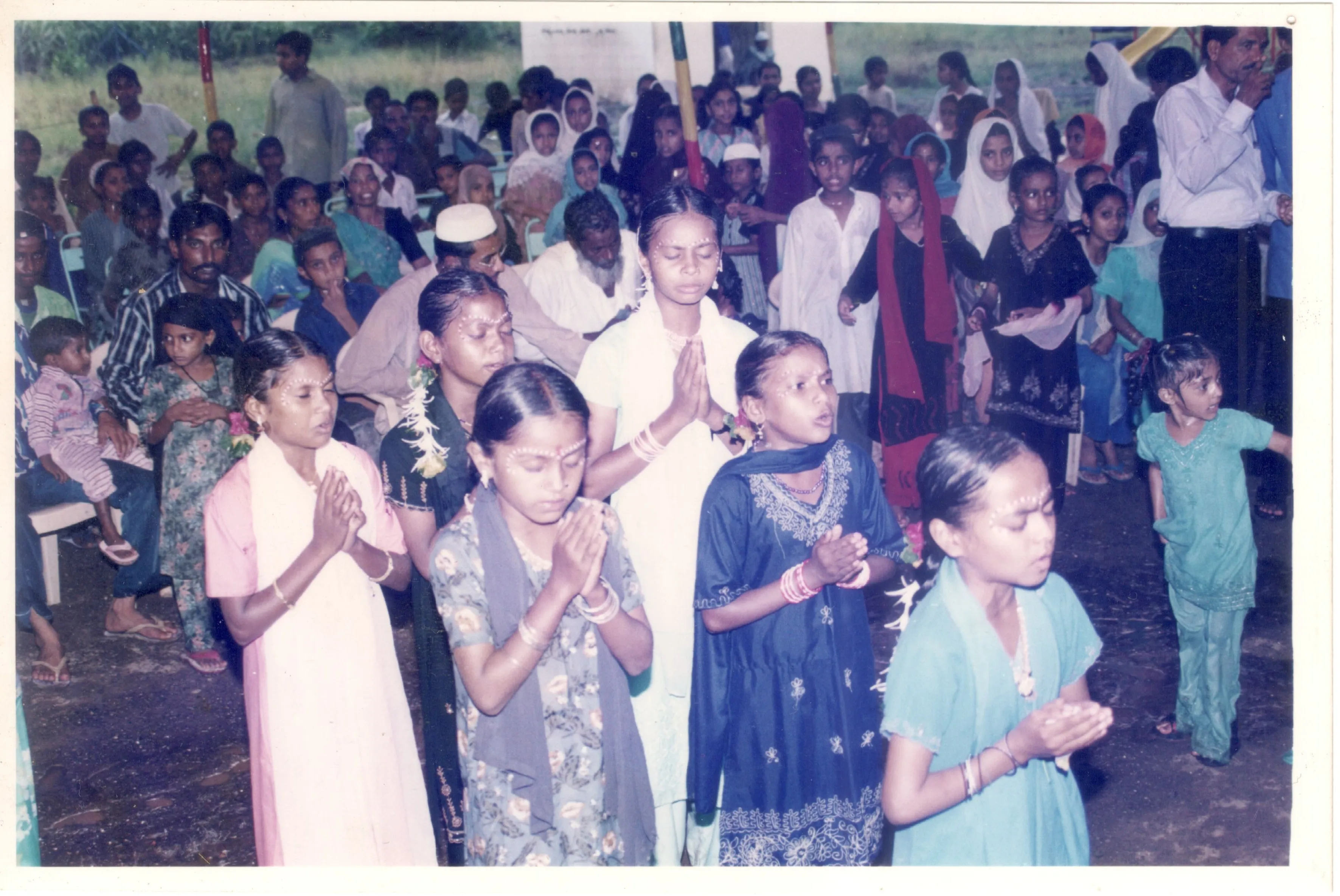 Old Memories of Jogwad Main Primary School (2003–2004) - A nostalgic collection of photographs from Jogwad Main Primary School, captured around 2003–2004, reflecting the cherished moments of our childhood.
