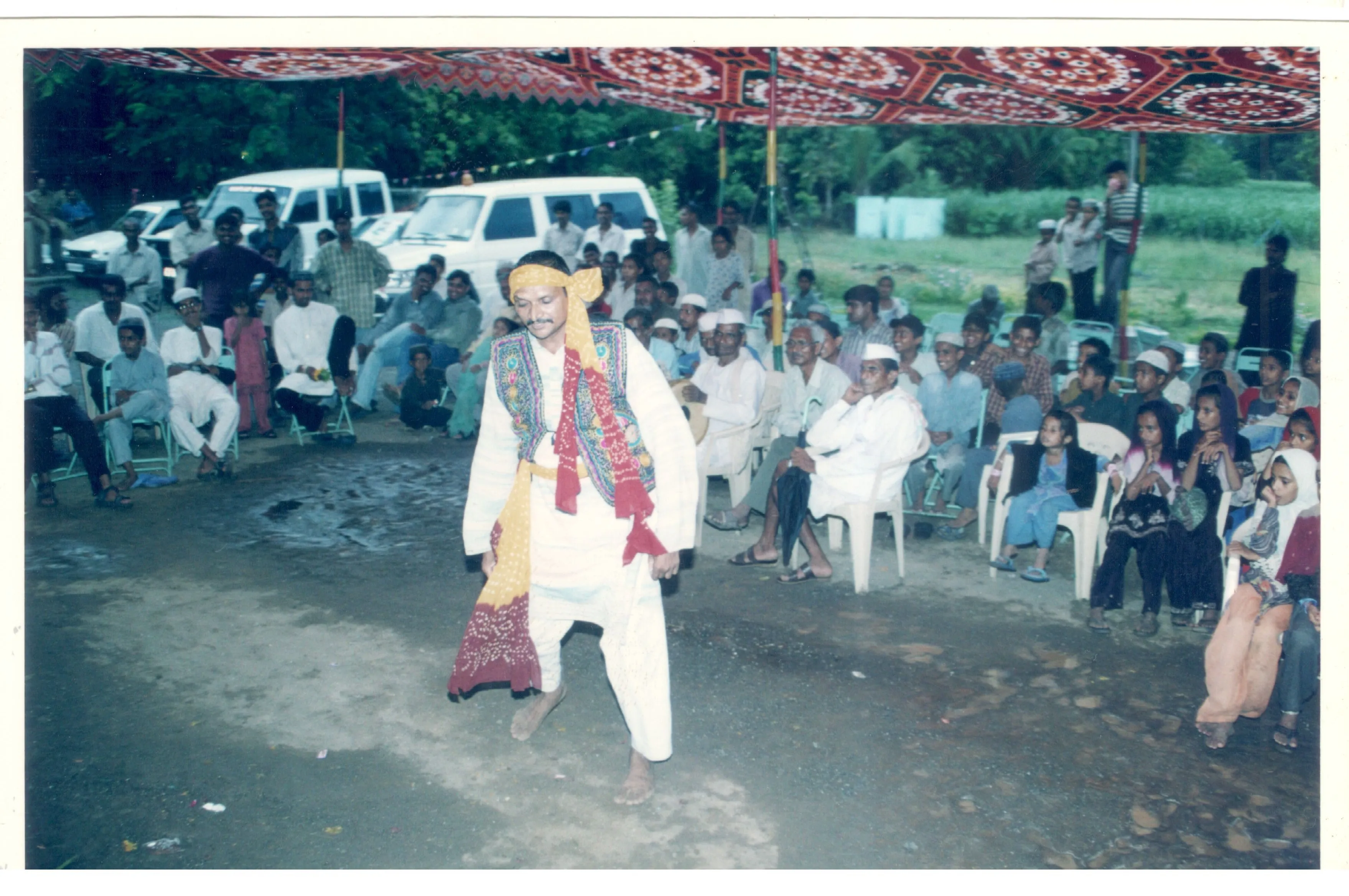 Old Memories of Jogwad Main Primary School (2003—2004) — A nostalgic collection of photographs from Jogwad Main Primary School, captured around 2003—2004, reflecting the cherished moments of our childhood.